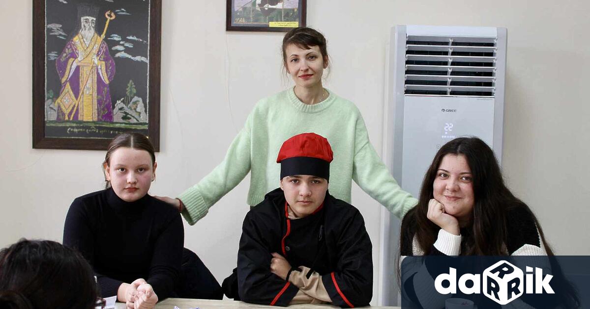 Ученици от котленското средно училище Георги Ст Раковски представиха в