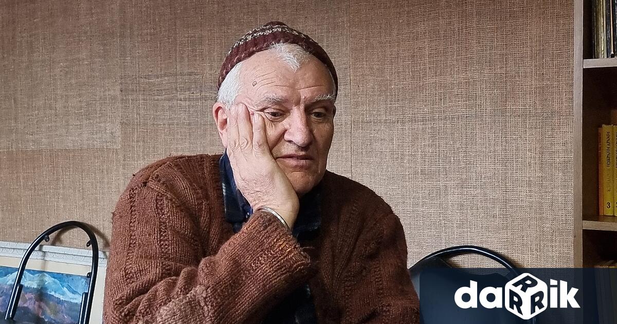 Главният герой в спектакъла Лазарица е той – Лазар Играе