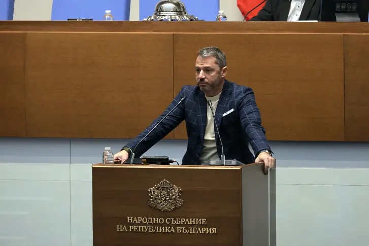  Еврозоната отново скара депутатите в спор кой отдалечи България от еврозоната 