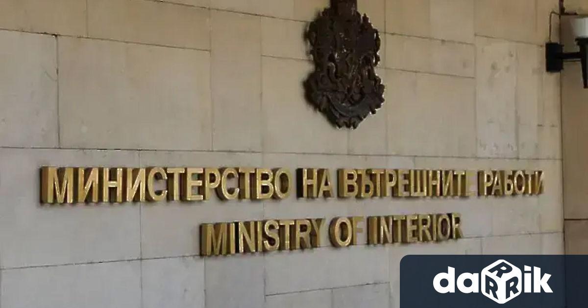 Напрежението около заплатите в МВР стана повод депутатите и днес