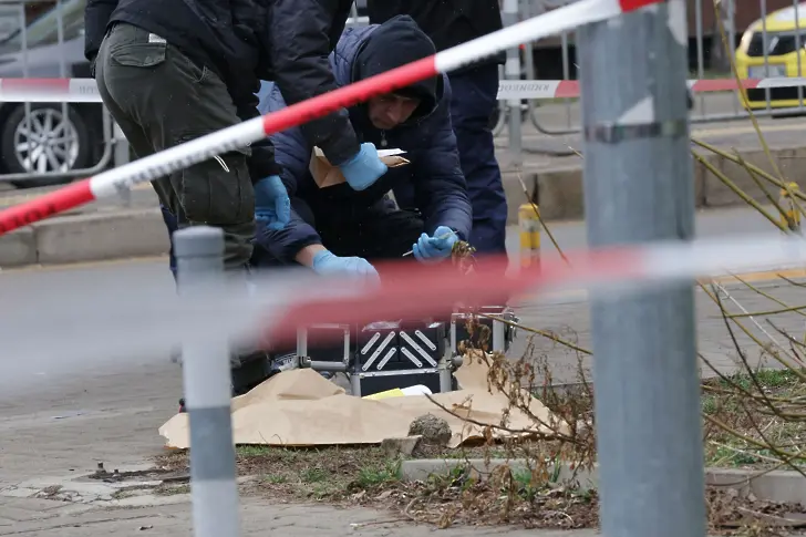  Жената, намушкала хора в центъра на София, е с сложена психиатрична диагноза 