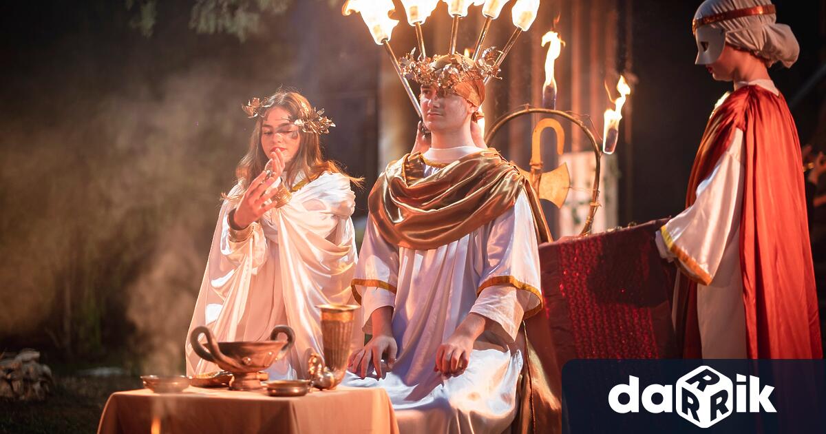 По традиция датираща от 2015 г в навечерието на Трифон