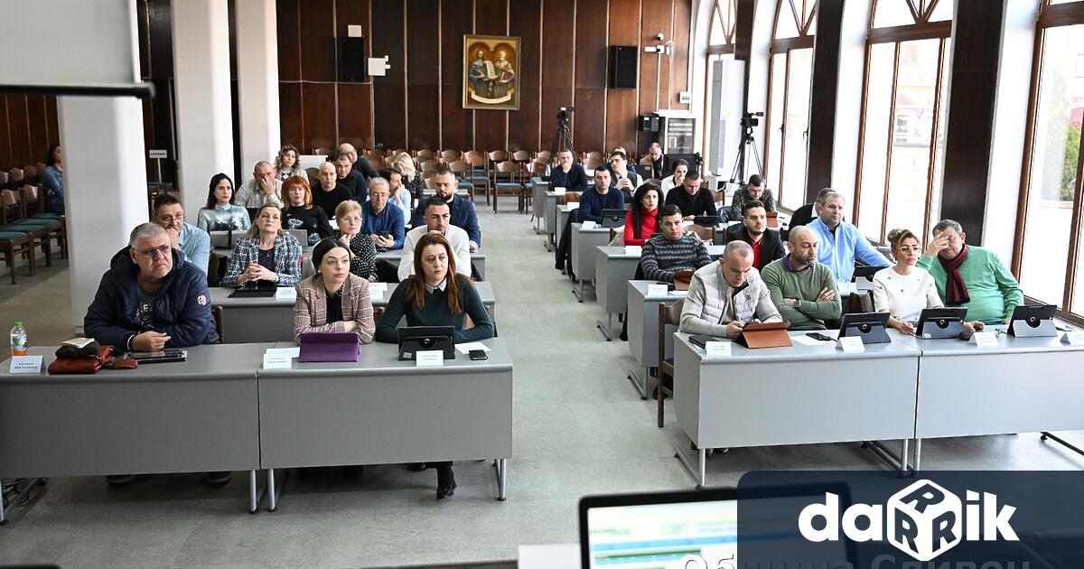 Сливенският общински съвет eдинодушно подкрепи предложението за премахване на стар