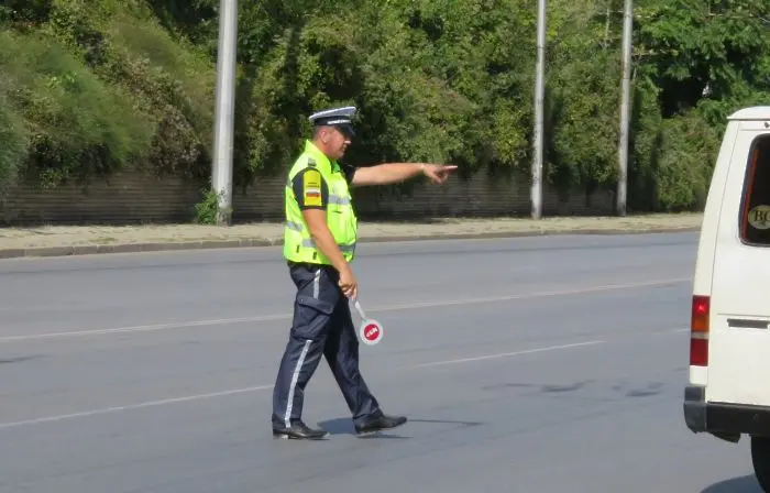 Движението в района на кв. "Речица" остава затворенo поради тежка катастрофа, при която има загинал