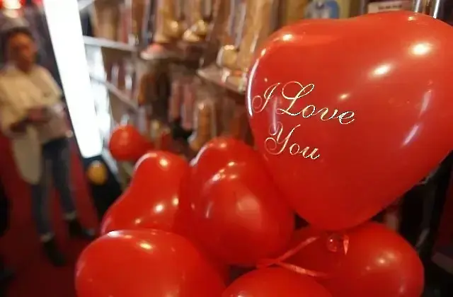  Трифон Зарезан vs Свети Валентин: обич или вино? 