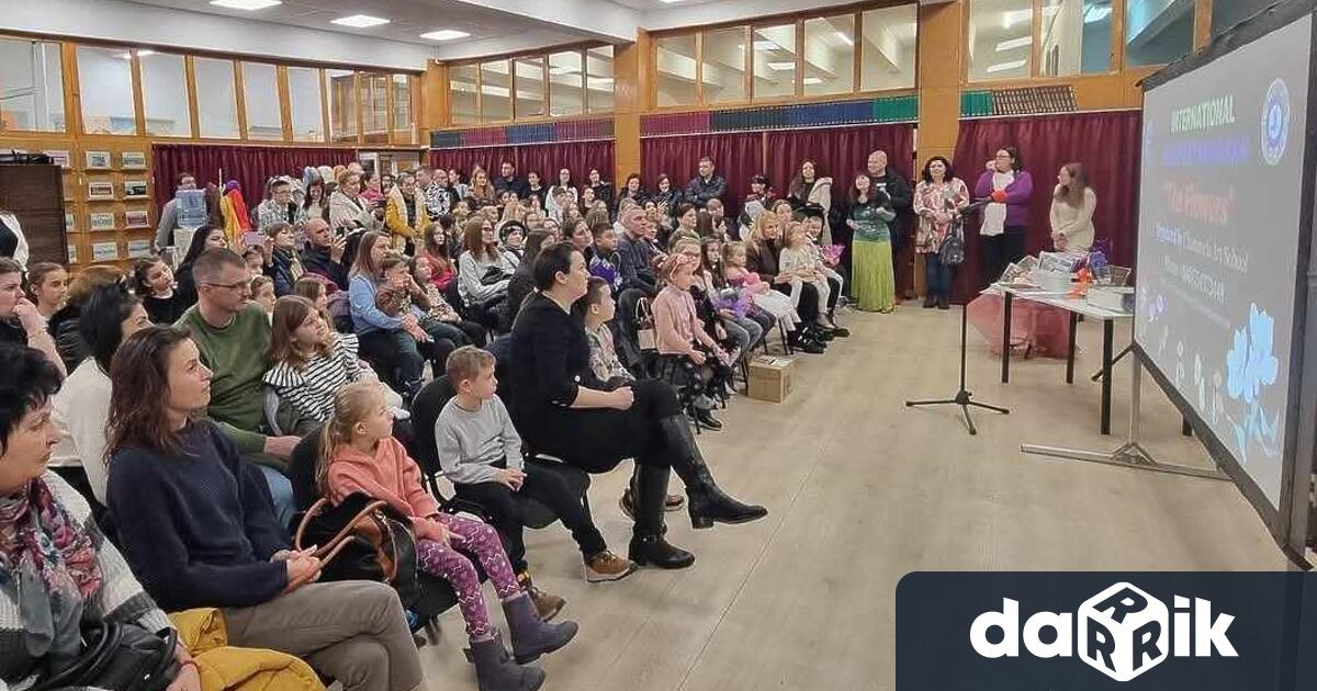 Деца от плевенската артшкола Колорит са отличени с над 150