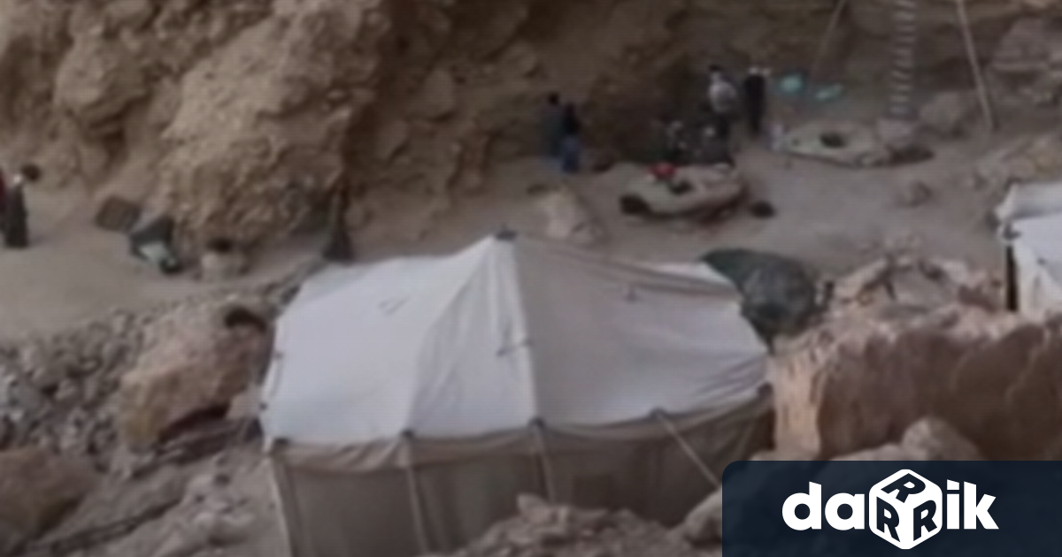 Повече от век след откриването на гробницата на Тутанкамон археолози