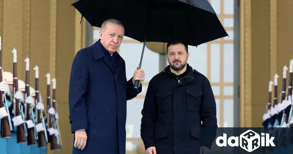 В турбулентната геополитическа ситуация при която големите сили определящи световния