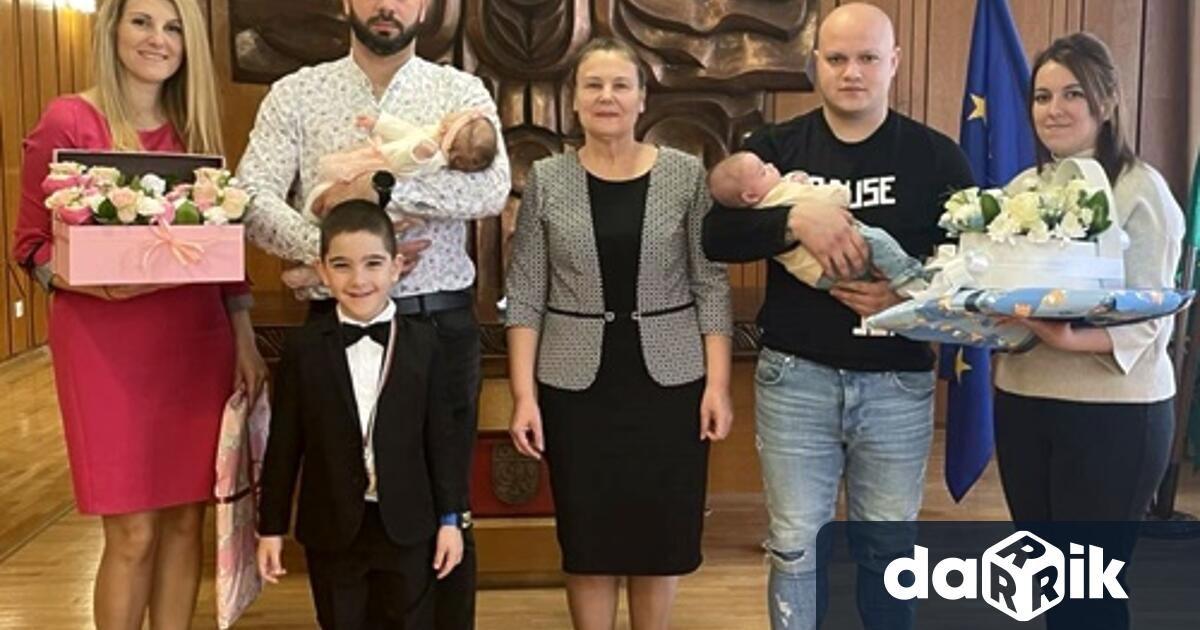 В Ритуалната зала на Община Панагюрище днес се състоя кратка