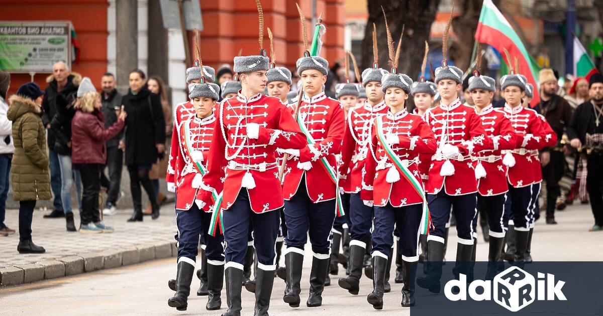 Пазарджик отбеляза тържествено Националния празник Трети март Областният управител Валентина Кайтазова