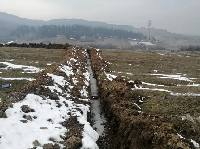  Задържаха мъж, опитал нелегално да се свърже към водоснабдителната мрежа 