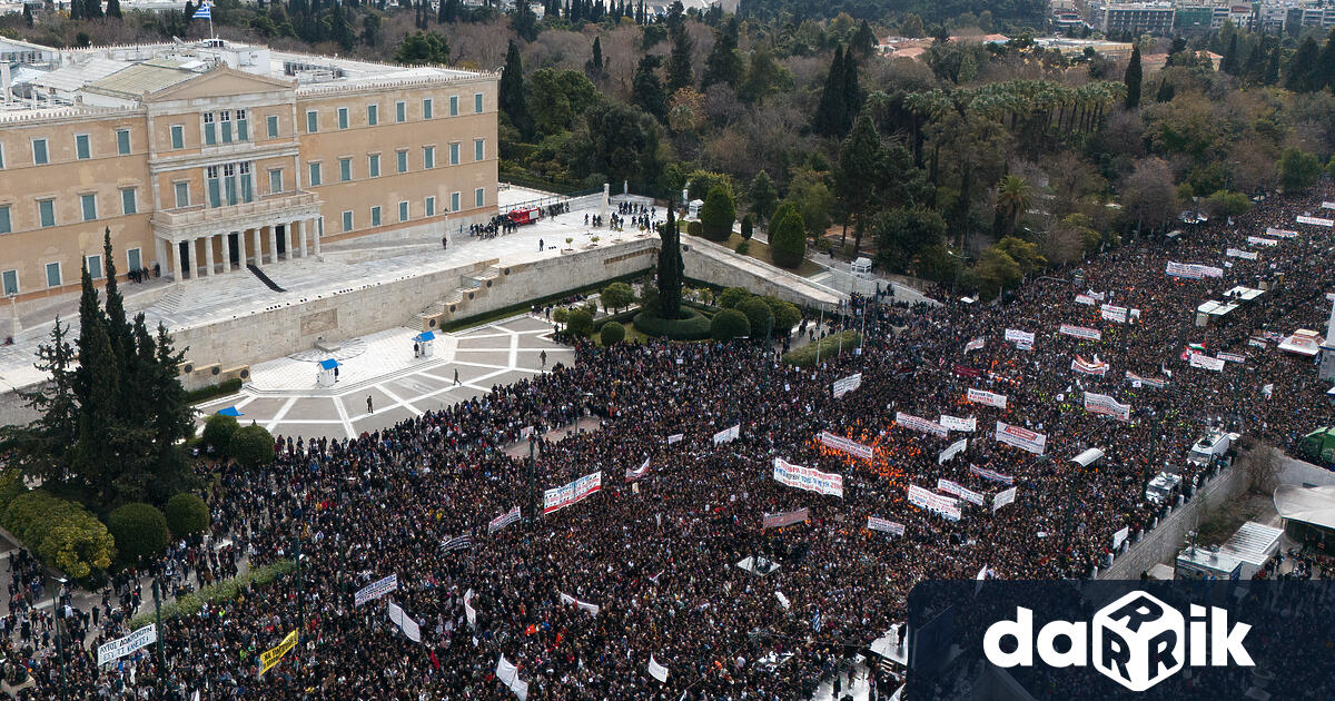 Две години след смъртоносната влакова катастрофа край Лариса в Северна