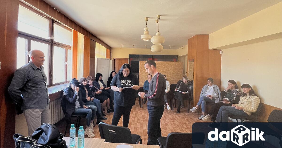 На6 мартв град Левски се състоявториобучителен семинар за учители и