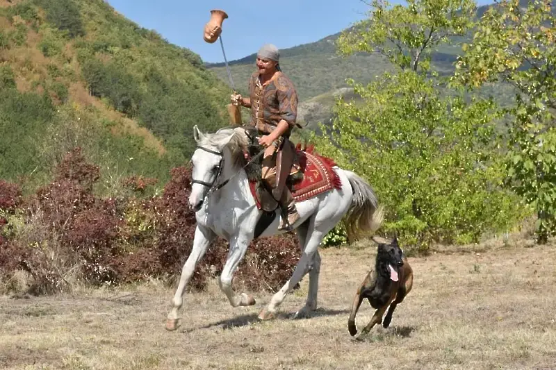 Организират общоградско празненство „Конете на българите“ на крепост "Туида"