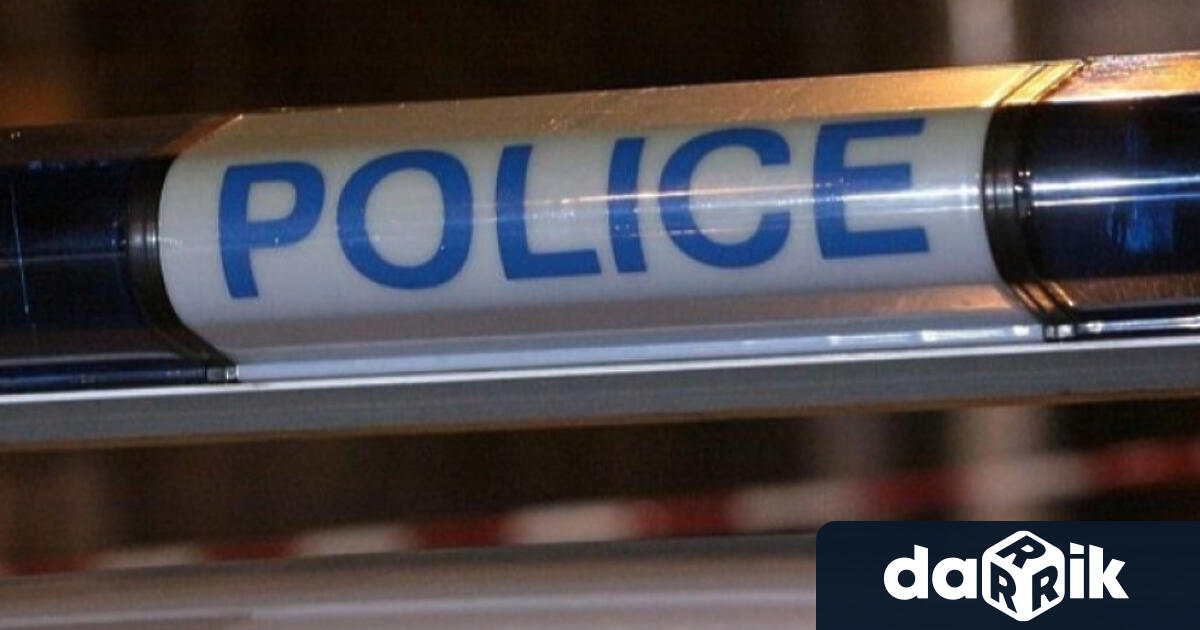 След драмата три деца остават без родители След като намушкал