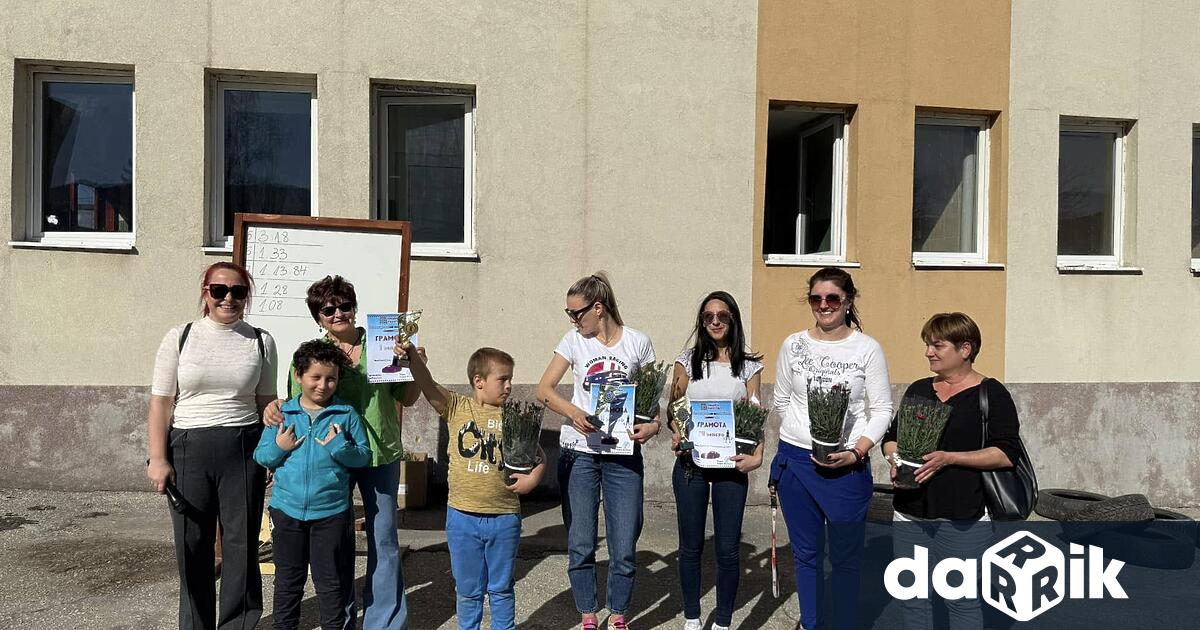 Легендарната Констанца Томова спечели първото място в осмомартенското рали в