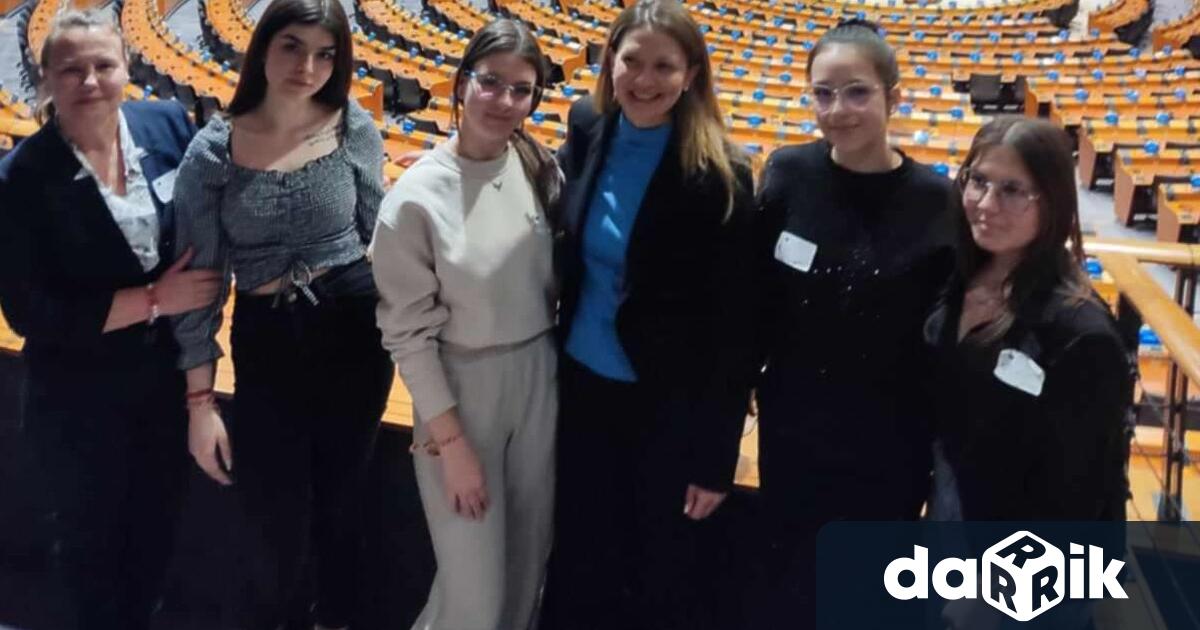 След концерта Десетото съкровище си ти посветен на 75 тата годишнина