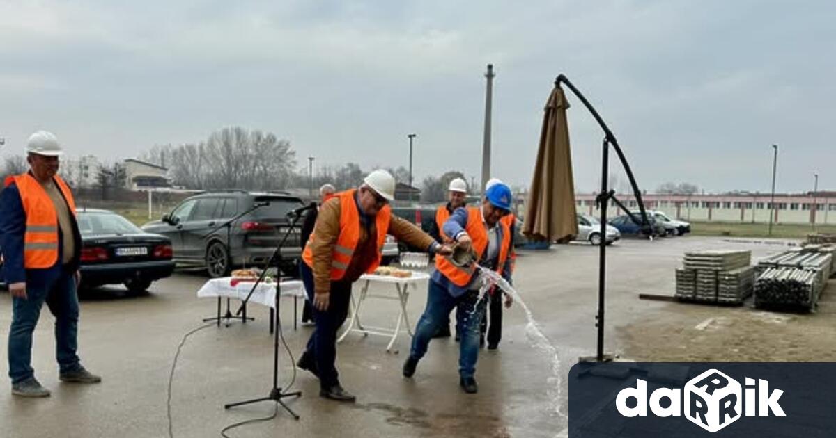 Символична първа копка даде старт на строително монтажните дейности по проект