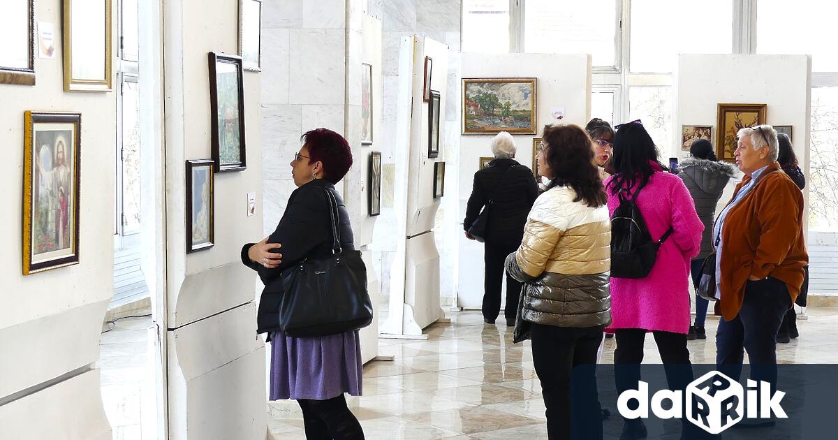 В Народно читалище Д П Сивков 1870 открихавдъхновяваща изложба на гоблени под