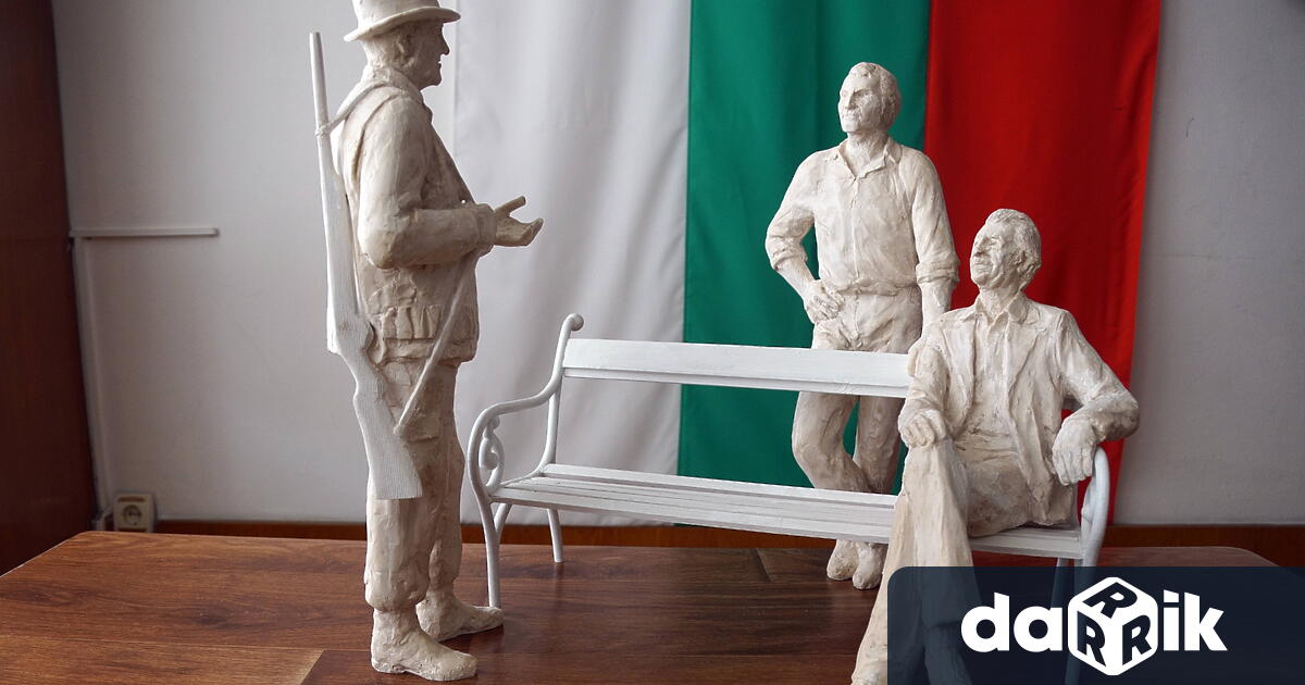 Скулпторът Борис Борисов показа макет на скулптурната композиция Земляците на