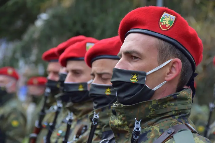 Асеновград чества Деня на ракетните войски и посреща военнослужещи от мисия в Косово