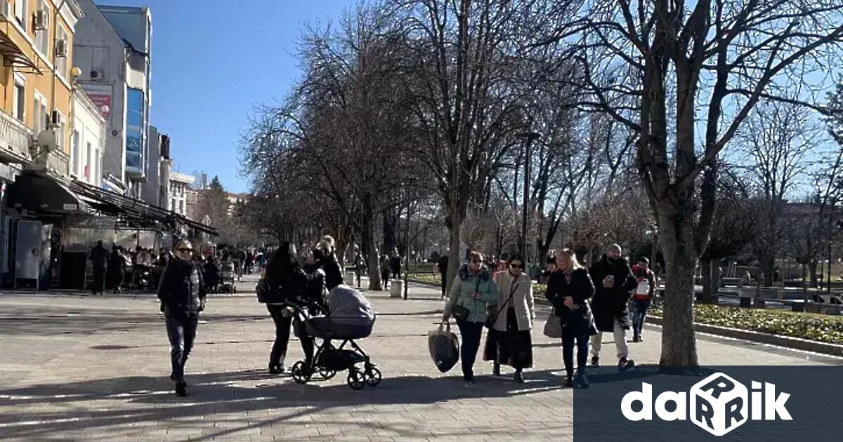 Днес времето ще бъде предимно слънчево Временно ще има разкъсана