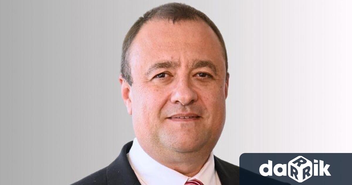 Министър Иванов ще инспектира строителството на пътя Мездра Ботевград