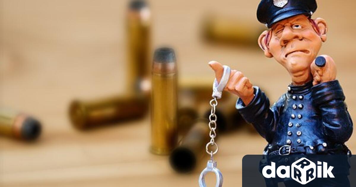 Вкараха в ареста 20 годишен врачанин изпочупил множество стъкла на автомобили