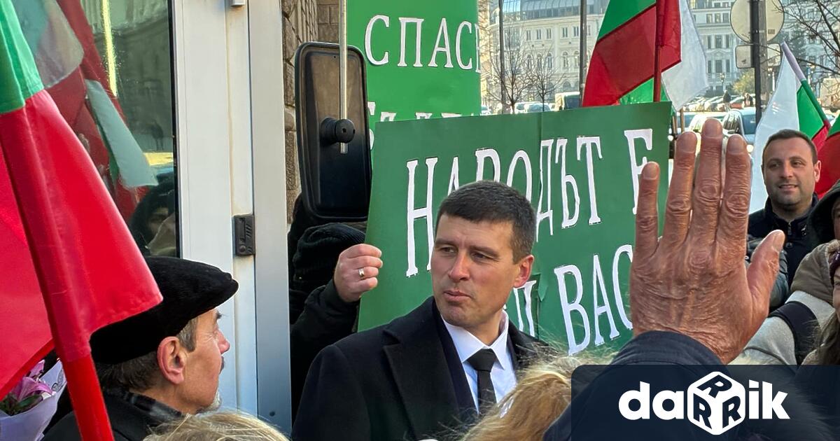 Депутатите от Величие които след влязоха в парламента днес ще
