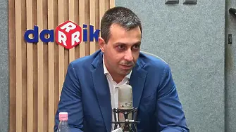 Деян Николов: Пеевски вкара „Величие“ в парламента заедно с президента, а Борисов опита да ги спре