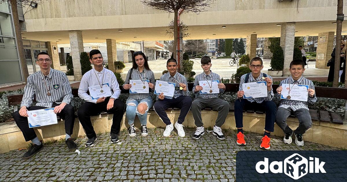 С нови медали от математическия турнир в гр Ботевград се