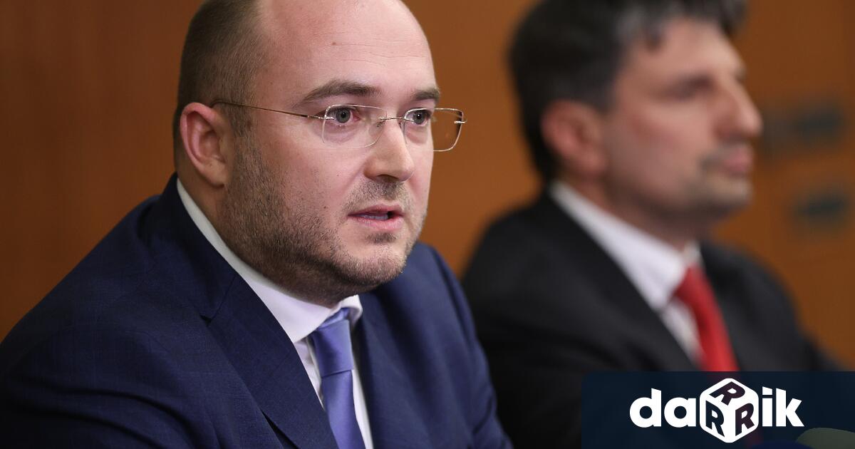 От името на държавата обявяваме война на имотната мафия С