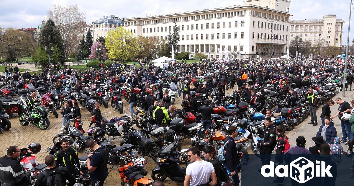 Старт на Мотосезон 2025 в София След откриването в столицата