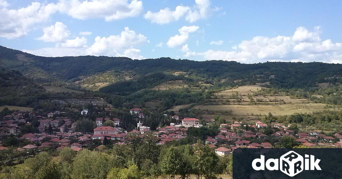 В село Говежда местните жители показват силата на общността като