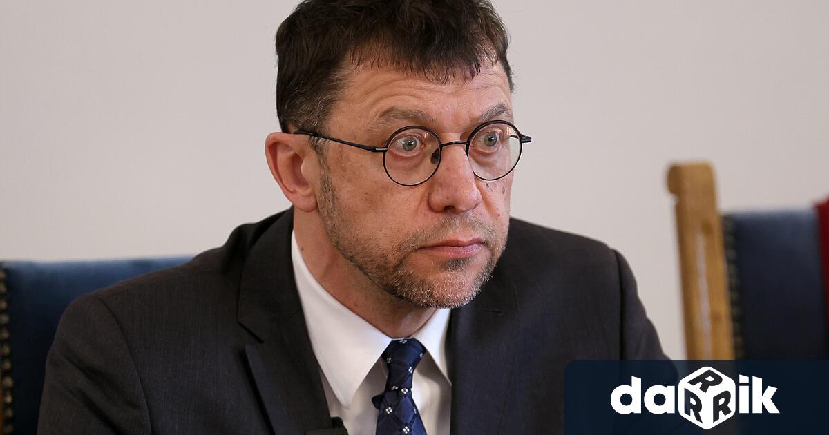 Все още има много въпроси около но новината която