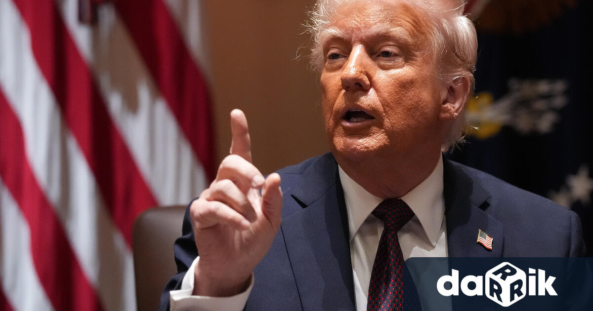 Президентът на САЩДоналд Тръмп заяви че няма да уволнява никого