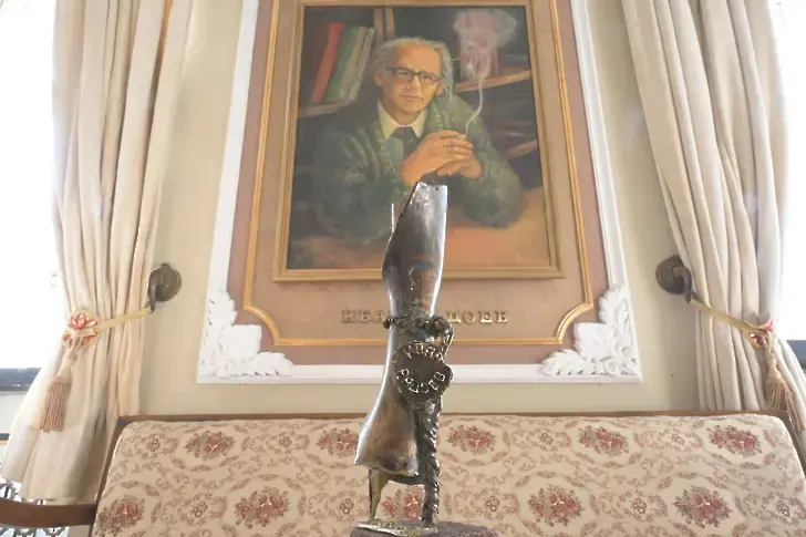  98 години от рождението на Иван Радоев 