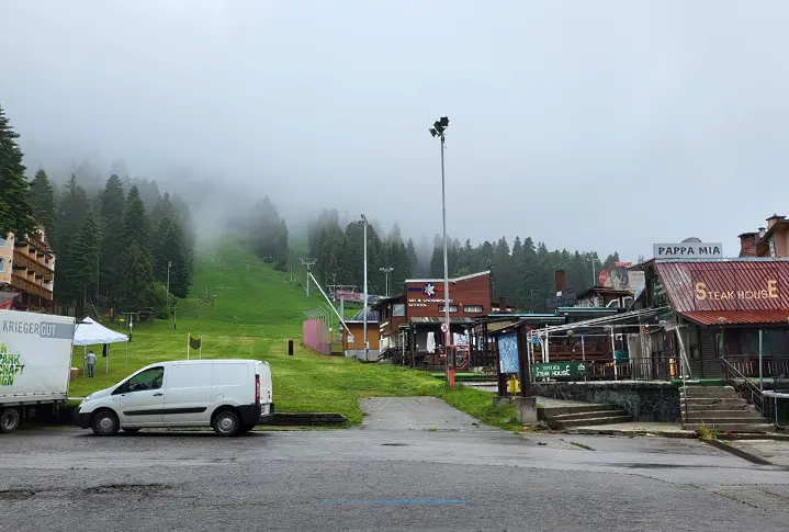  36 деца са с хранително натравяне след вечеря в “Боровец ” 