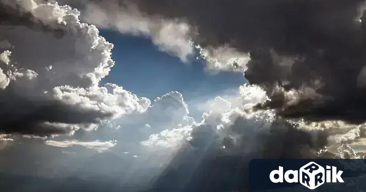 През нощта над по голямата част от страната облачносттаще се задържи