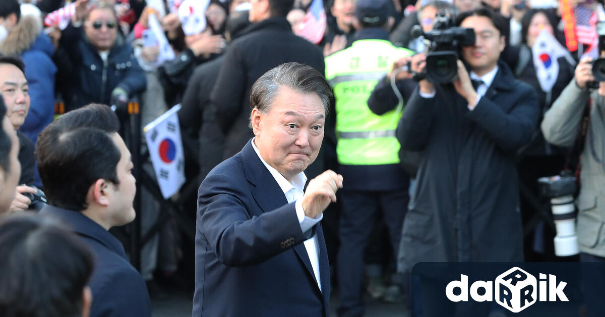 Южна Корея отива на предсрочни президентски избори след като в