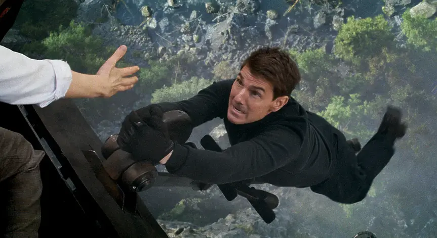  „ Мисията невъзможна 8 “: Том Круз се изправя против AI и съветски военен транспортен съд в последното си отмъщение 