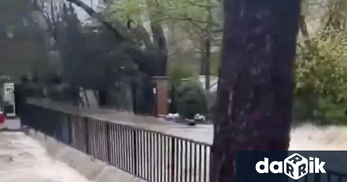 Най бедствените наводнения за последния половин век в САЩ взеха поне