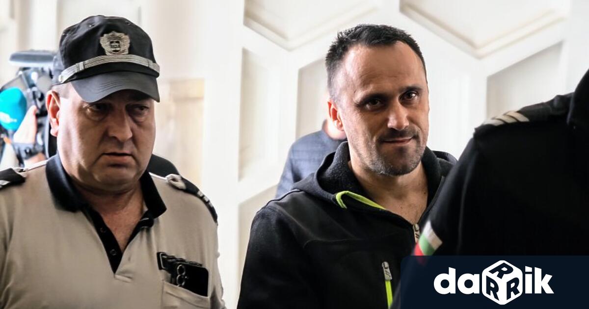 Европейският ни шампион по скок на дължина остава в ареста