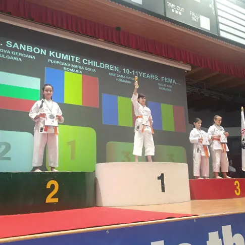  Сребро от Европейско по Шотокан карате-до и второ място в Турнир по Народни битки за ученици на НУ Христо Ботев 