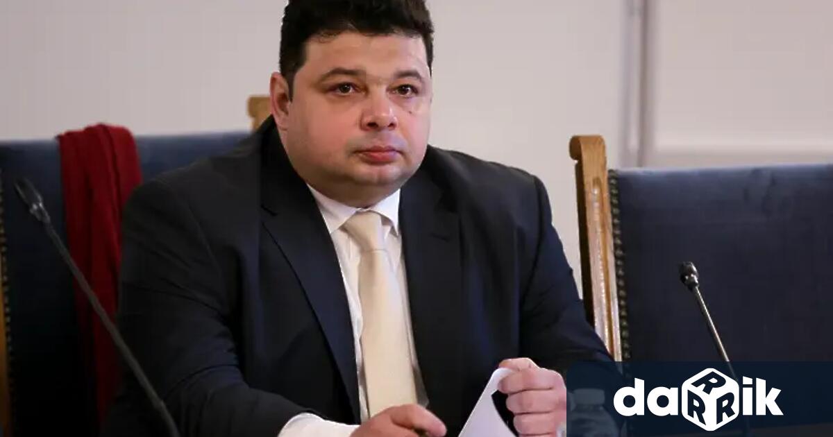 Прясно избраният конституционен съдия Орлин Колев стана докладчик на делото