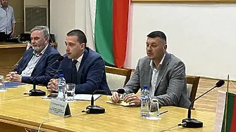 Трансгранична среща за координиране на процесите по борба с популациите  на комарите по поречието на река Дунав се проведе в Плевен