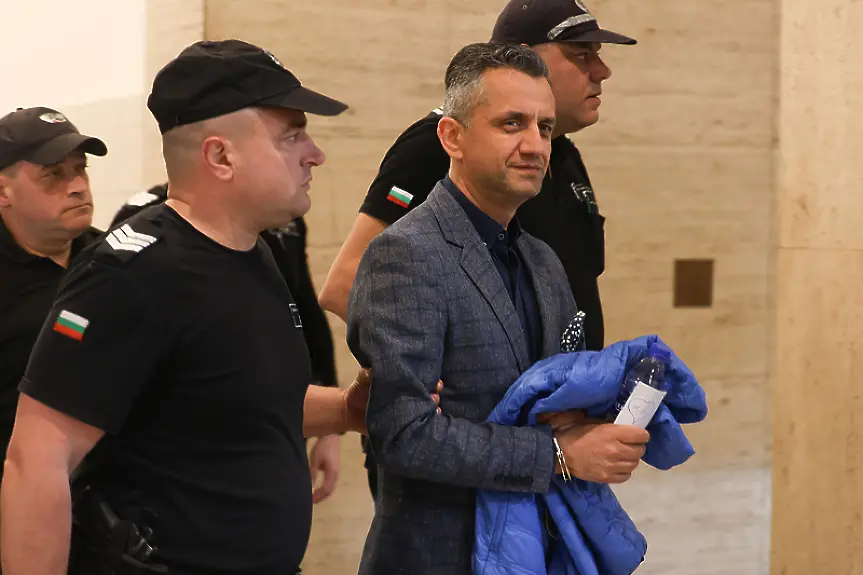 СГС остави в ареста шефа на пловдивската митница