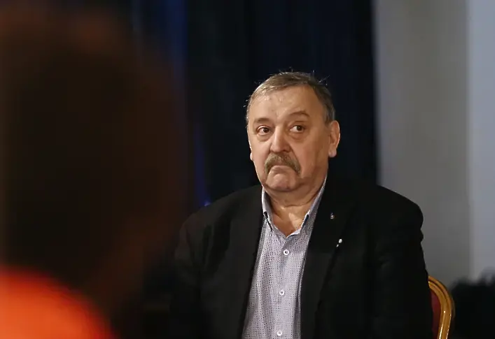 Проф. Кантарджиев: Кърлежът пада сам на третия ден след ухапването