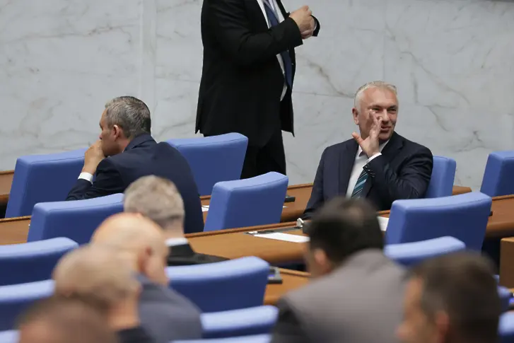 НС няма да разглежда свалянето на депутатски имунитети