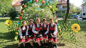 Множество отличия за самодейците от село Асеновци от Фолклорен фестивал „Гергьовски  люлки“